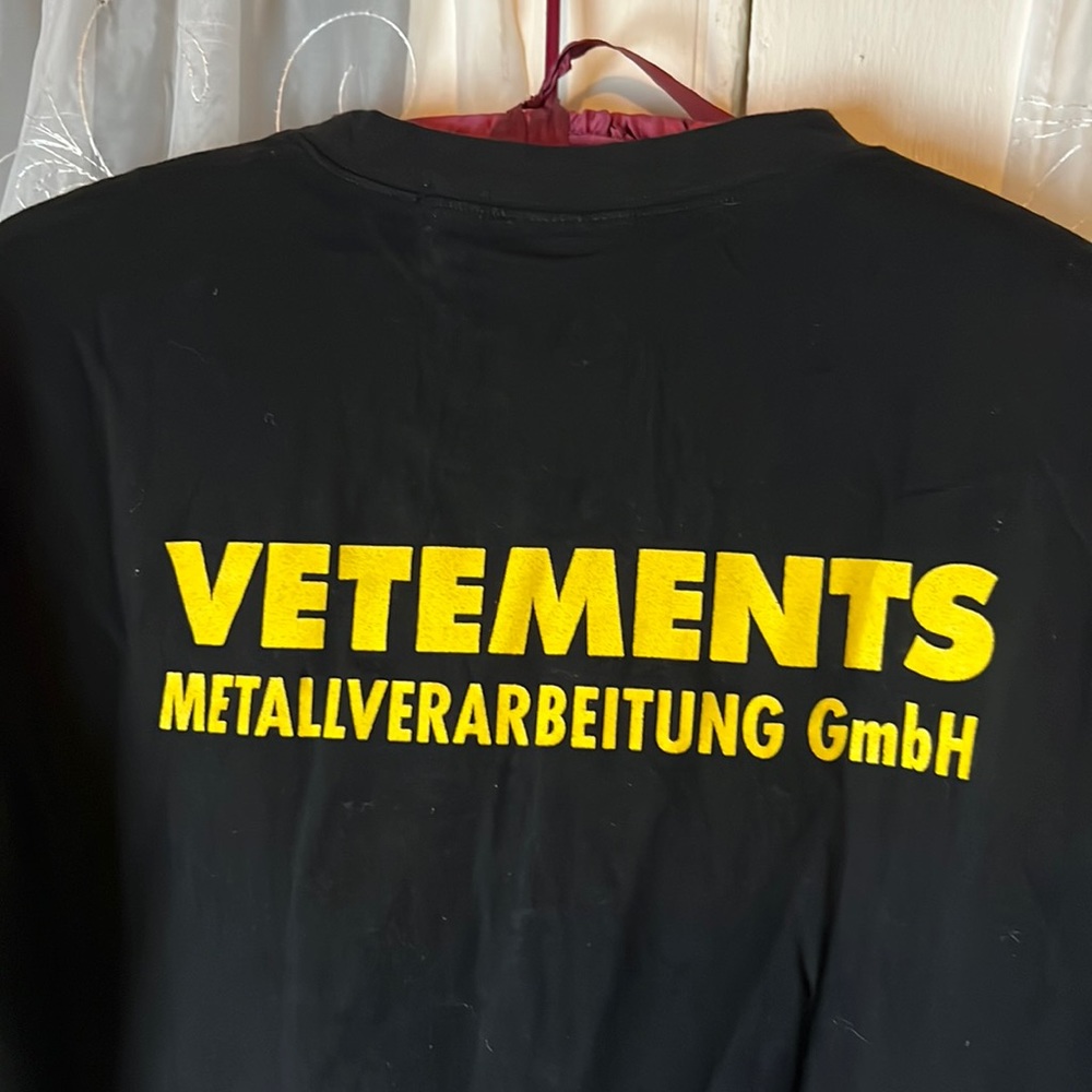 Vetements Metallverarbeitung GmbH Tee Men’s Large T-shirt